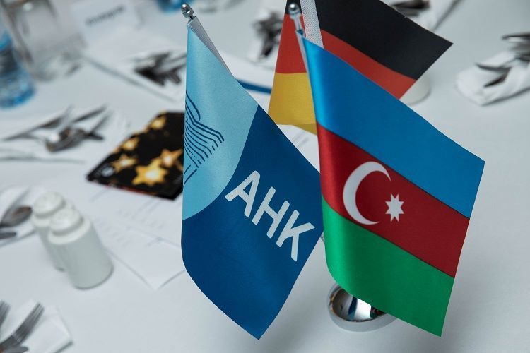 Azerbaijan and Germany discuss cooperation on oil and gas field