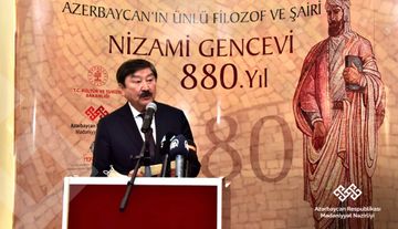 Ankarada “Dahi Azərbaycan şairi Nizami Gəncəvi” mövzusunda kitab və rəsm sərgiləri açılıb