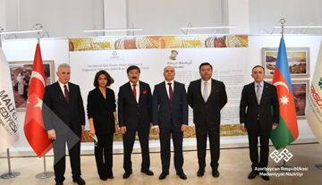 Anar Kərimov İstanbulda azərbaycanlı incəsənət xadimləri ilə görüşüb 