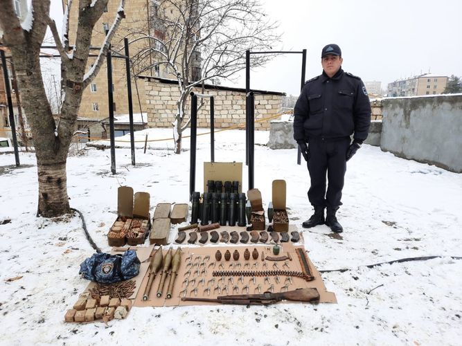 В Шуше обнаружены оставленные армянами при бегстве боеприпасы - ФОТО