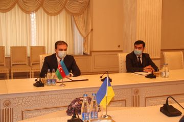Ukrayna səfiri Gəncədə Ermənistanın atəşə tutduğu ərazidə olub - YENİLƏNİB - FOTO
