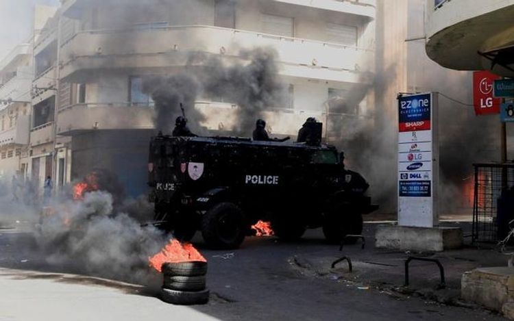 Senegal shuts schools amid violent unrest