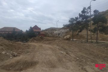 Səbail rayon icra hakimiyyətinin başçısı Badamdarda sürüşmə olan əraziyə gəlib - FOTO - YENİLƏNİB-3