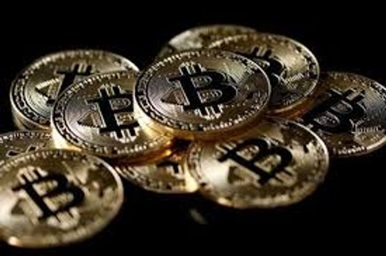 Bitcoin mania triggers fundraising rush by Chinese players