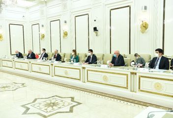 Milli Məclisin Sədri Sahibə Qafarova TBMM-nin nümayəndə heyəti ilə görüşüb