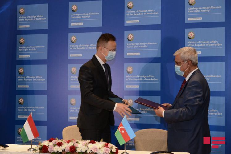 ADA Universiteti ilə Macarıstan Diplomatik Akademiyası arasında memorandum imzalanıb - FOTO