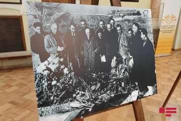 Tbilisidə Mirzə Fətəli Axundovun anım günü münasibətilə sərgi keçirilib - FOTO