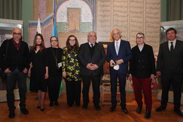 Moskvada Nizaminin 880 illik yubileyinə həsr olunmuş sərgi açılıb - FOTO