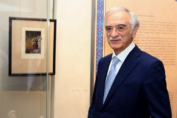 Moskvada Nizaminin 880 illik yubileyinə həsr olunmuş sərgi açılıb - FOTO