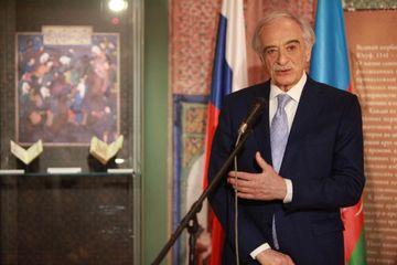 Moskvada Nizaminin 880 illik yubileyinə həsr olunmuş sərgi açılıb - FOTO
