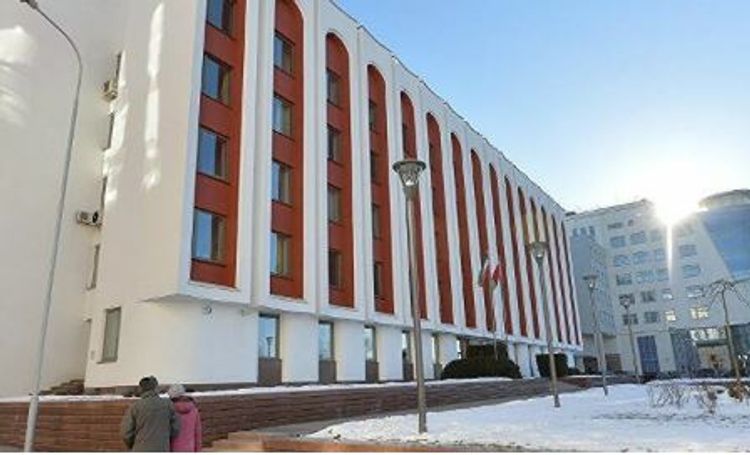 Belarus 2 polşalı diplomatı ölkədən çıxarıb