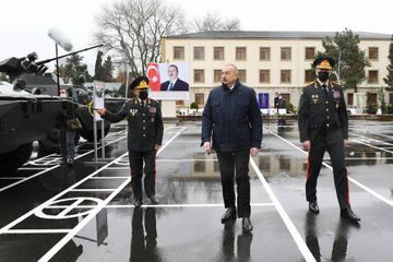 Prezident İlham Əliyev Daxili Qoşunların hərbi hissəsinin açılışında iştirak edib  - YENİLƏNİB