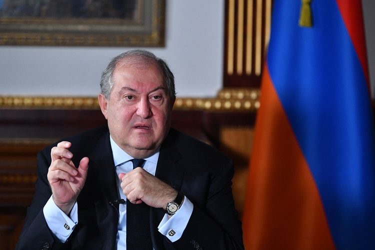Ermənistan prezidenti: "Müxalifətin tələbləri görüşü mümkünsüz edir"