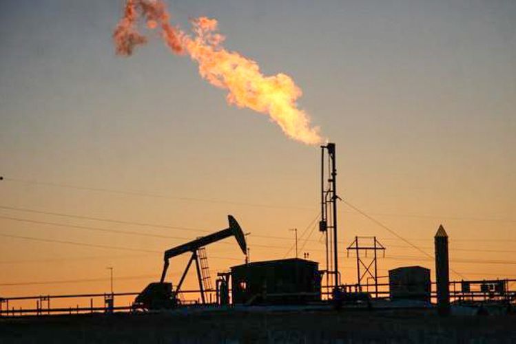 Natural gas prices decrease on world market