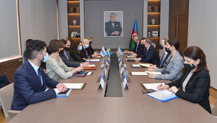  Azerbaijani FM meets with OSCE Chairperson-in-Office - UPDATED