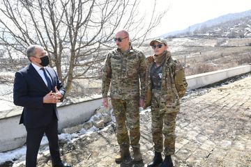 Prezident İlham Əliyev və birinci xanım Mehriban Əliyeva Şuşa şəhərində olublar - FOTO