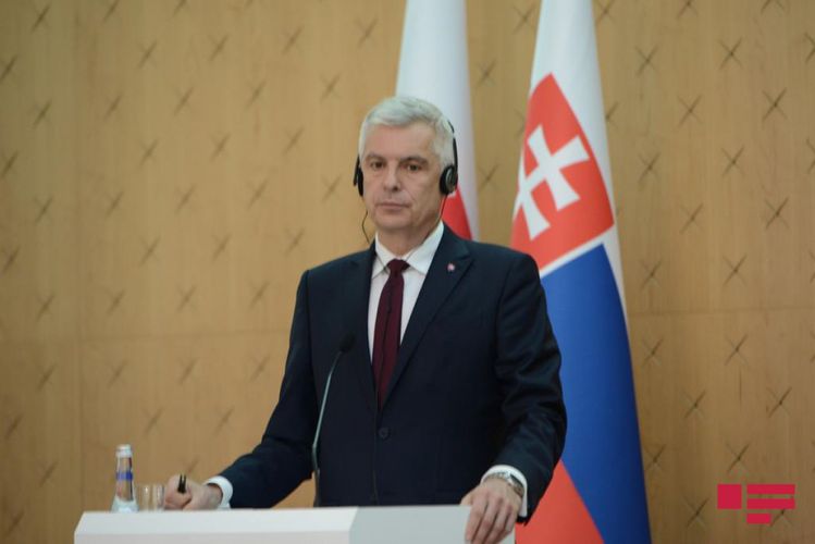 İvan Korçok: “Slovakiya üçün ərazi bütövlüyü önəmlidir”