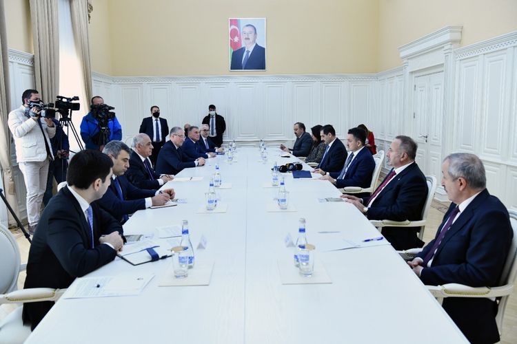 Əli Əsədov Türkiyənin kənd təsərrüfatı və meşə nazirini qəbul edib
