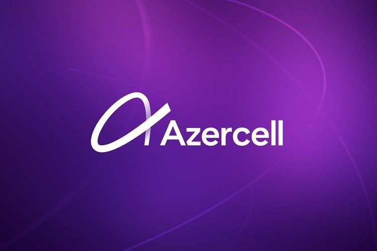 Azercell awarded the winners of online English language courses for journalists