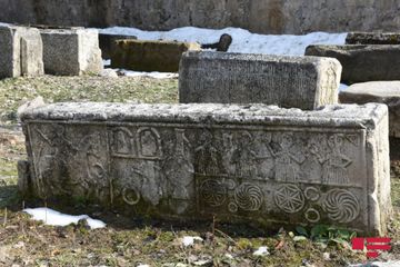 Jurnalistlər Xocavəndin Tuğ kəndində Müqəddəs İohann kilsəsi ilə tanış olublar - FOTO