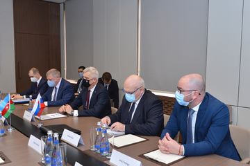 Ceyhun Bayramov slovakiyalı həmkarı ilə görüşüb