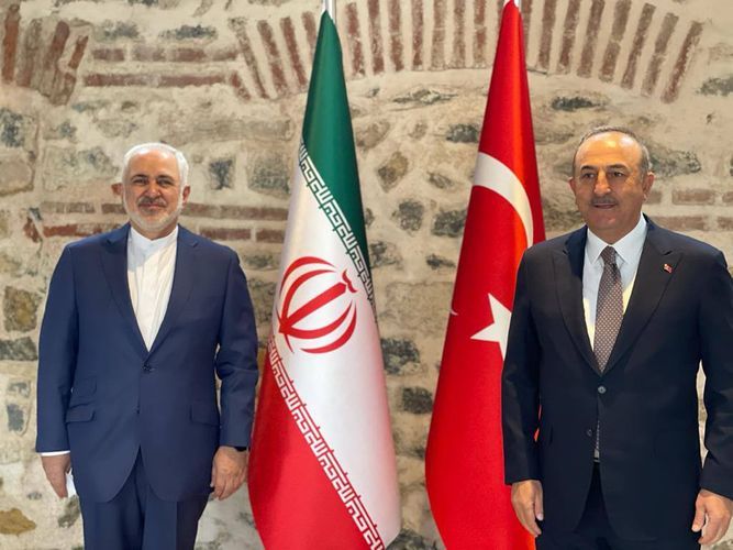 Главы МИД Турции и Ирана встретились в Стамбуле