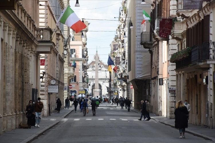 İtaliyada son 24 saatda 24 minədək insana COVID-19 diaqnozu qoyulub