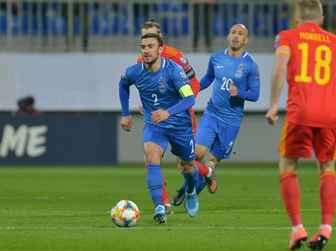 Qara Qarayev: "Millimizin baş məşqçisi mənə Bakıda qalmağı məsləhət gördü"
