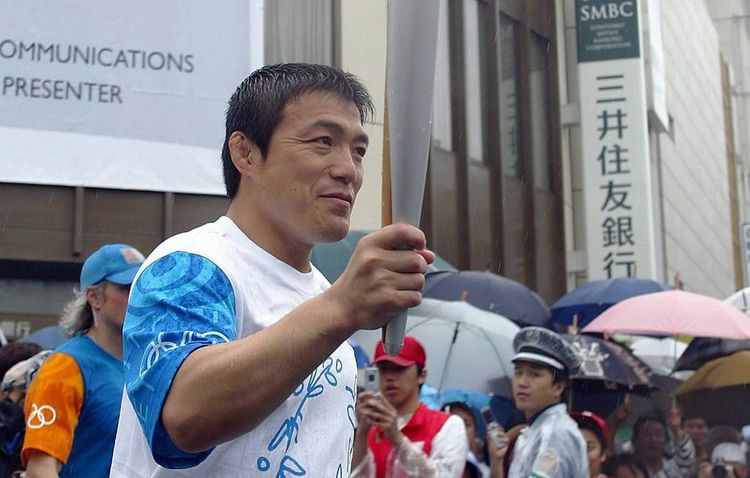 Умер олимпийский чемпион по дзюдо Тосихико Кога