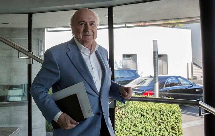Jozef Blatter 6 il 8 ay müddətinə cəzalandırılıb