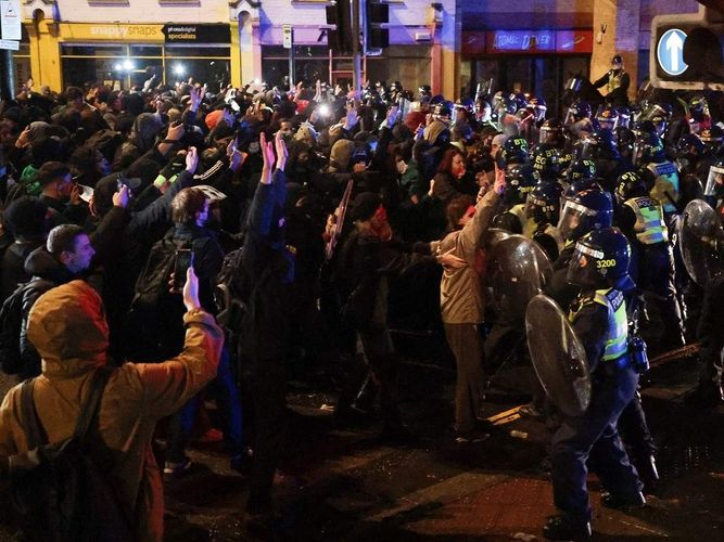 Police arrests 10 people at violent protest in Bristol, England