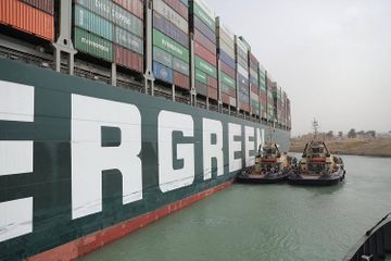 "WSJ": Süveyş kanalında ilişib qalan "Ever Given" gəmisinin çıxarılması martın 27-də mümkün ola bilər