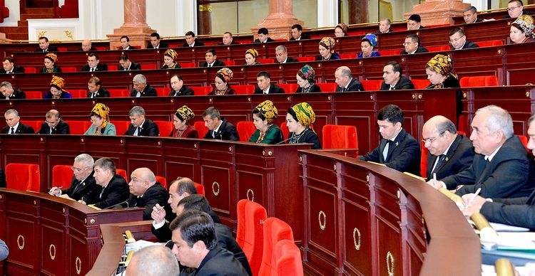 New Turkmen Parliament’s Chamber holds first elections