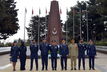 Pakistan Hərbi Hava Qüvvələrinin nümayəndə heyəti Azərbaycanda səfərdədir - VİDEO