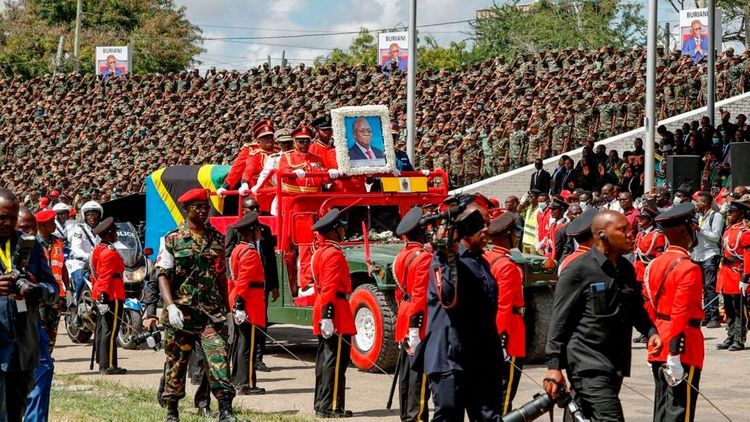 В давке на прощании с умершим президентом Танзании погибли 45 человек 