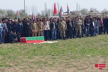 Azərbaycan Ordusunun giziri dəfn olunub