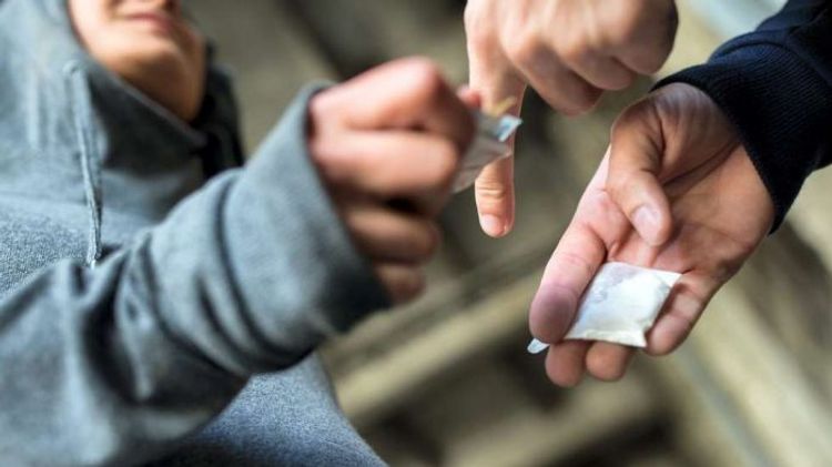 Bakıda külli miqdarda heroin satışının qarşısı alınıb, narkotik satan şəxslər tutulub - VİDEO