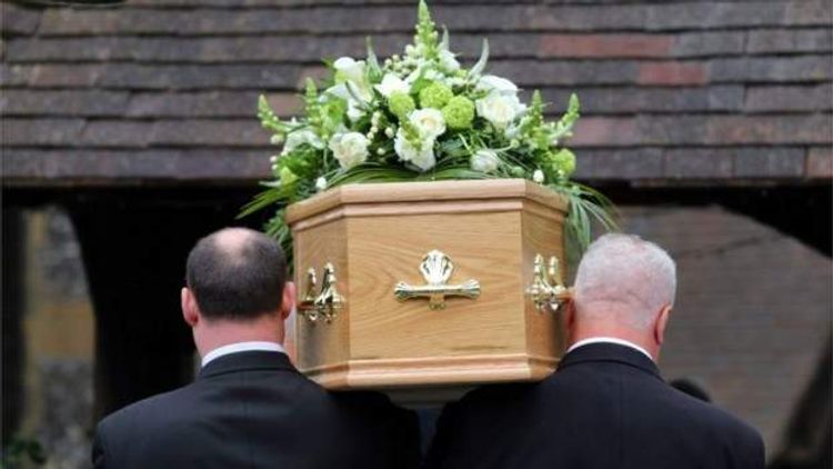 England to lift limits on numbers of funeral mourners