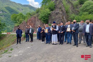 Pasxa bayramı münasibətilə Xudavəng məbədində dini ayin icra olunub - FOTO