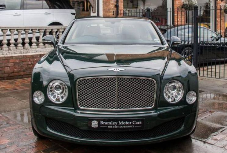 Bentley Елизаветы II продали почти за 180 тыс. фунтов стерлингов