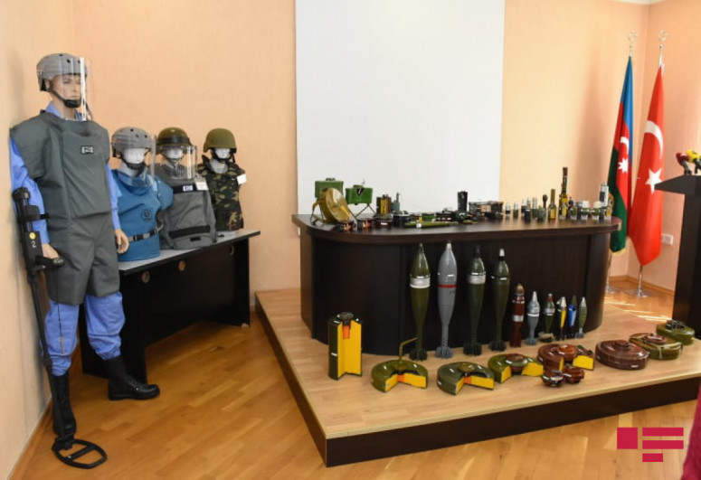 Exhibition of dangerous weapons, detected in the territories liberated from occupation, organized in ANAMA-PHOTO 