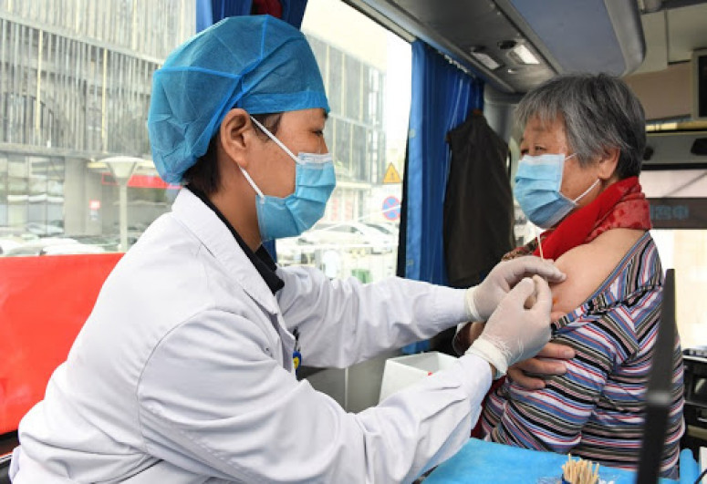 China reports around 290 mln vaccinations against coronavirus
