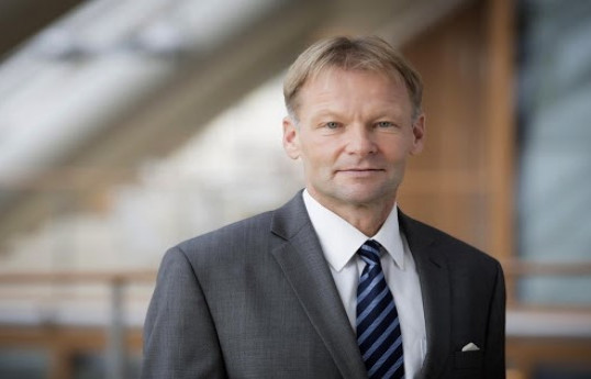 Vazil Hudak