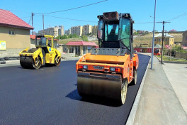 Suraxanıda yollar təmir edilir