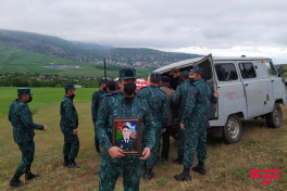 Şəhid kapitan Əbülfəz Rəhmətovun dəfni
