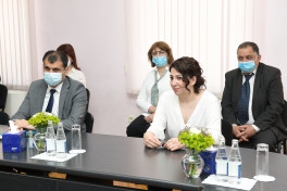 Nazir Rəşad Nəbiyev "AzEuroTel"in əməkdaşlarını mükafatlandırıb - FOTO 