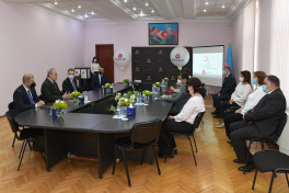 Nazir Rəşad Nəbiyev "AzEuroTel"in əməkdaşlarını mükafatlandırıb - FOTO 