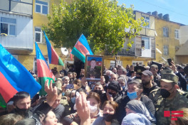 Daşkəsəndə Şəhid Elməddin Vəkilovla vida mərasimi