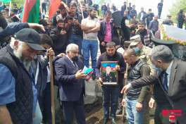 Daşkəsəndə Şəhid Elməddin Vəkilovla vida mərasimi