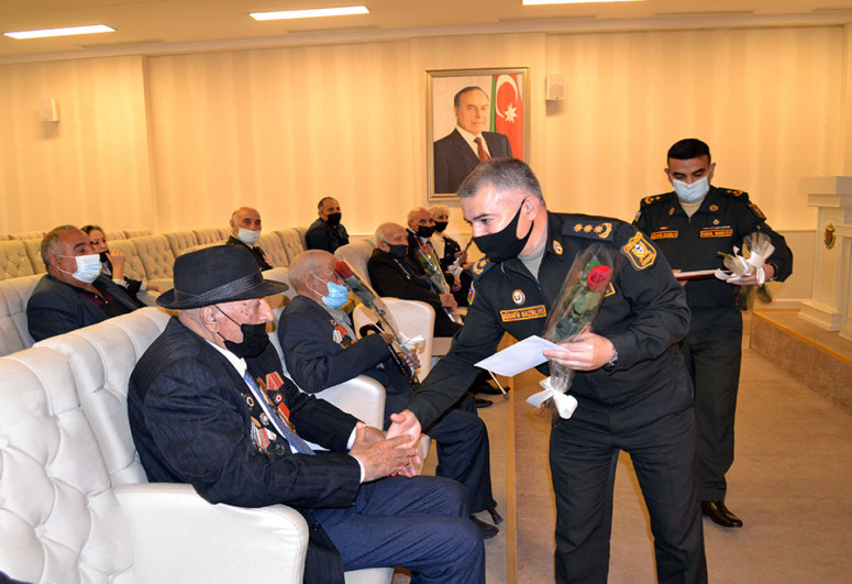 Azerbaijan Defence Ministry holds meeting with veterans of the Great Patriotic War